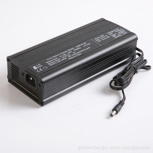 L200CM-XX LiPo Charger for 12V~48V Li-ion/Polymer Battery